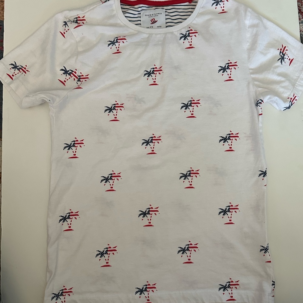 Palm tree t-shirt